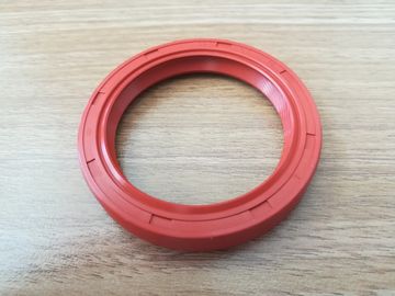 2Dまたは3D図で設計されたゴムシャフトシールで,効率的なシールとシャフト長寿を保証する速度が1秒間に15m未満またはそれと同等である