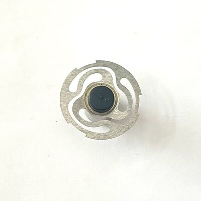 メタルゴム複合バルブ 機械加工された金属部品 自動車制御部品